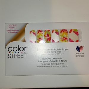 Color Street. Frond of You. Nail strips